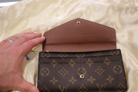 sarah wallet Louis Vuitton price